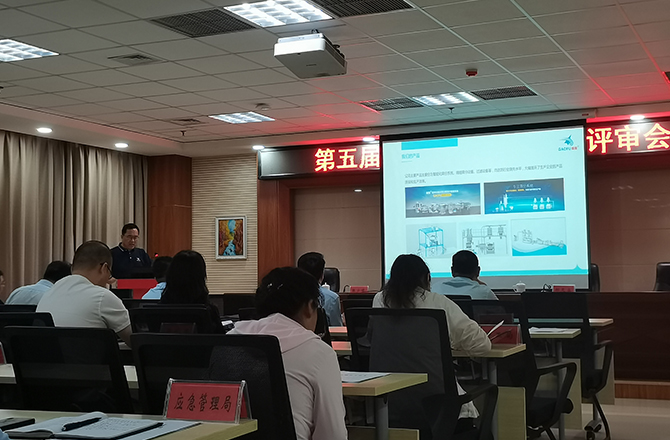 高服榮獲“新鄉(xiāng)縣縣長(zhǎng)質(zhì)量獎(jiǎng)”榮譽(yù)稱號(hào) 高服榮獲“新鄉(xiāng)縣縣長(zhǎng)質(zhì)量獎(jiǎng)”榮譽(yù)稱號(hào)